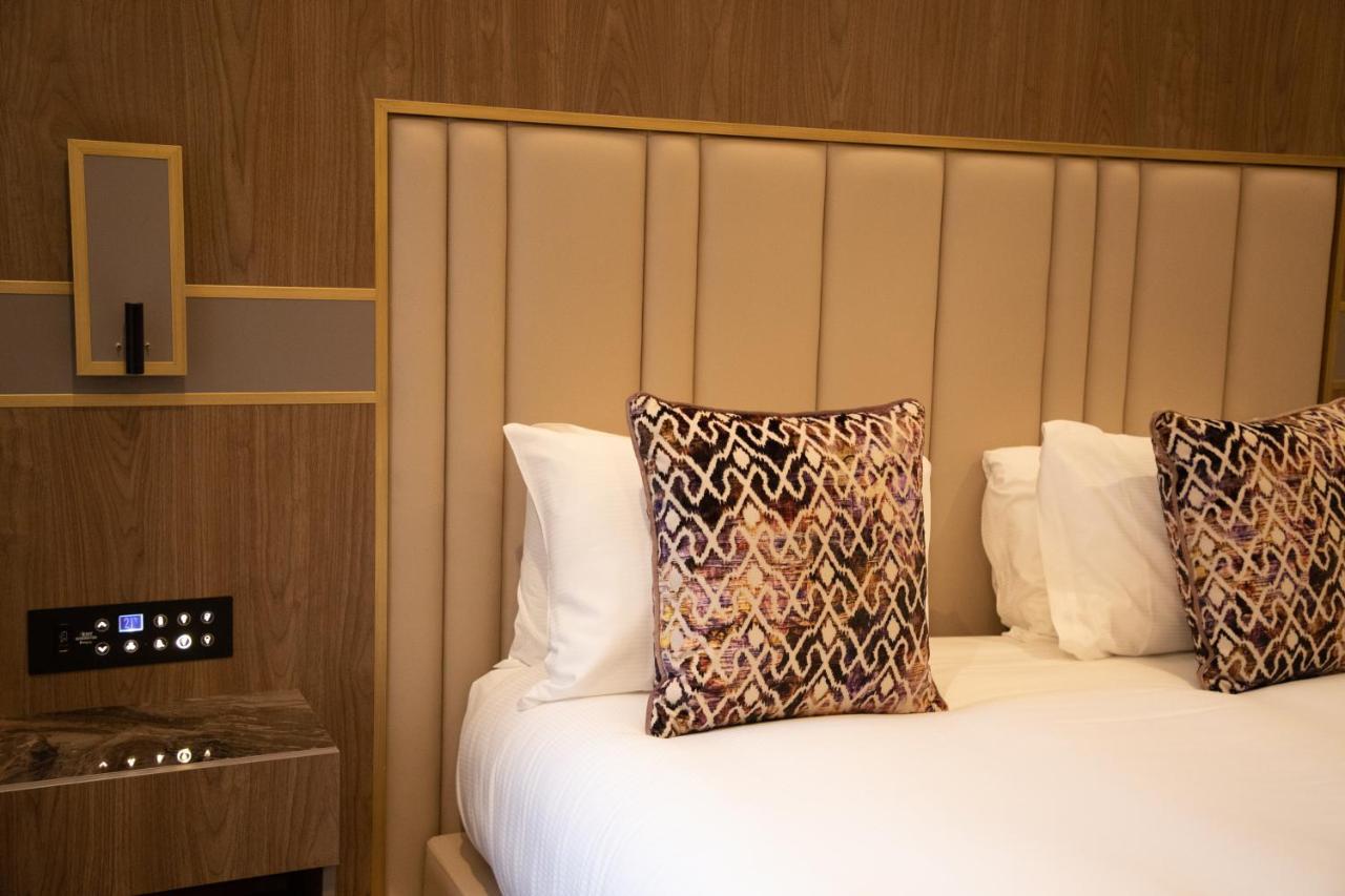 เมอริต เคนซิงตัน โฮเต็ล Hotel ลอนดอน ภายนอก รูปภาพ