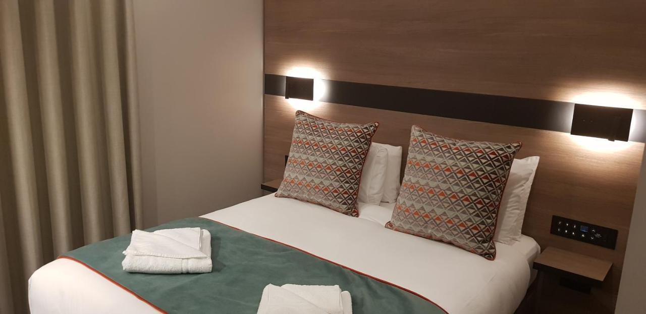 เมอริต เคนซิงตัน โฮเต็ล Hotel ลอนดอน ภายนอก รูปภาพ