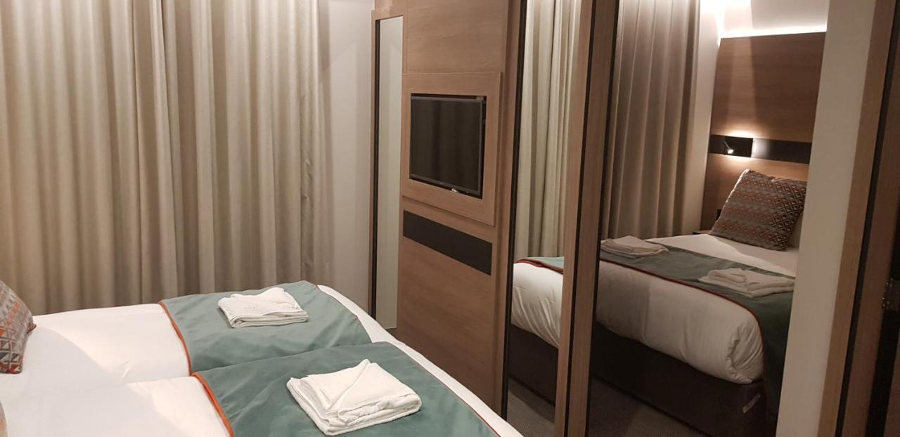 เมอริต เคนซิงตัน โฮเต็ล Hotel ลอนดอน ภายนอก รูปภาพ