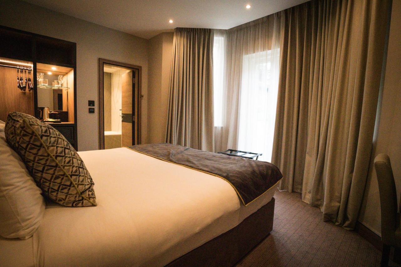 เมอริต เคนซิงตัน โฮเต็ล Hotel ลอนดอน ภายนอก รูปภาพ