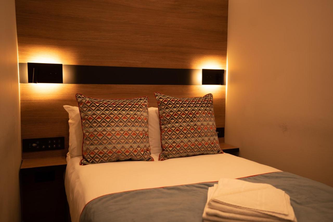 เมอริต เคนซิงตัน โฮเต็ล Hotel ลอนดอน ภายนอก รูปภาพ